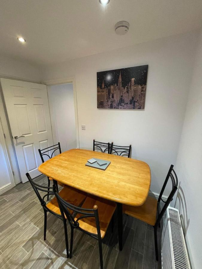 2 Laurel Court Villa Ълвърстън Екстериор снимка